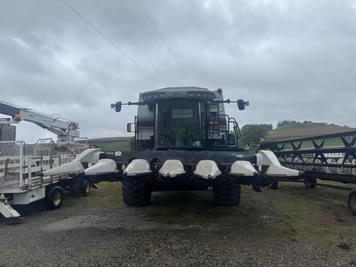 Main image Gleaner R65